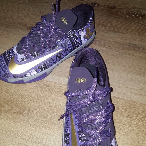 💜💜 Nike KD Black History Month sneakers 💜💜 - Picture 7 of 7